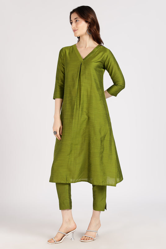 V-neck cotton silk kurta