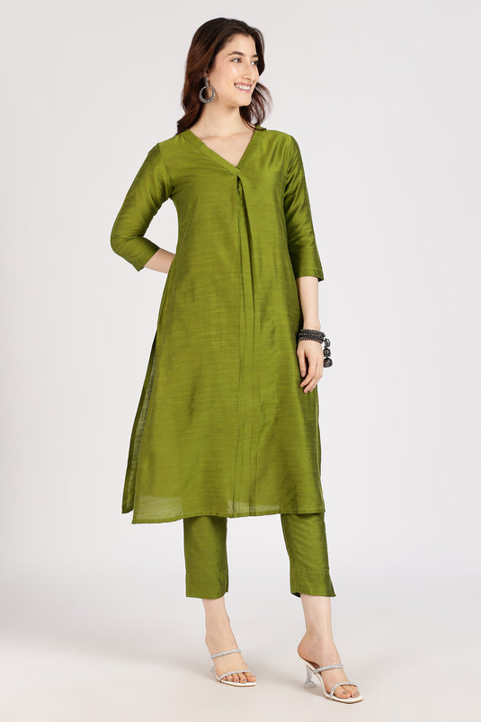 V-neck cotton silk kurta