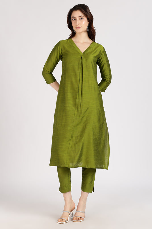 V-neck cotton silk kurta